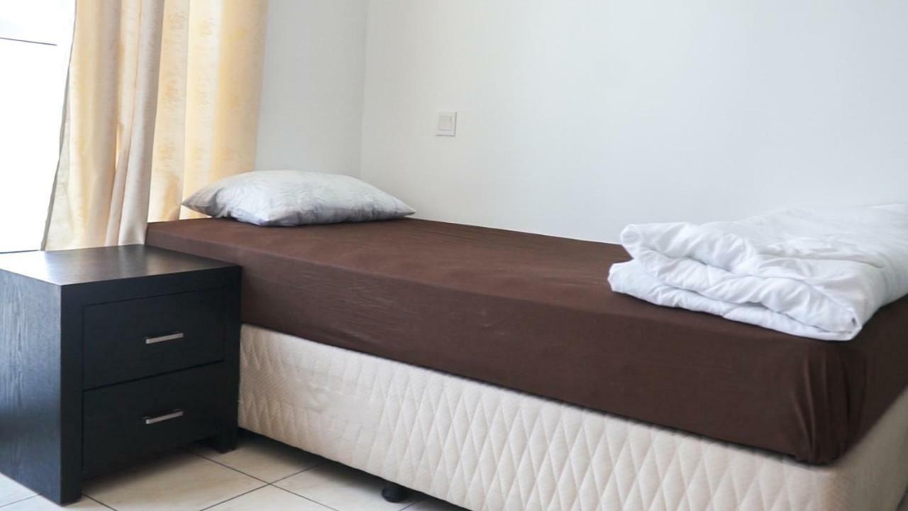 Back Packer Top 10 Dubaj Kültér fotó