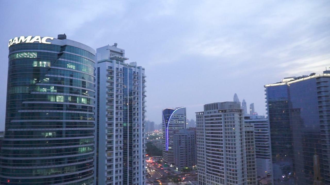 Back Packer Top 10 Dubaj Kültér fotó